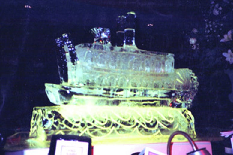 Gallery photo 1 of Jazzy Ice Sculptures