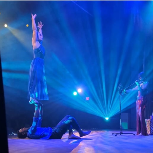 Gallery photo 3 of JB Acroduo