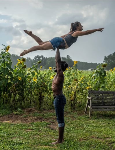 Gallery photo 6 of JB Acroduo
