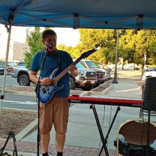 Gallery photo 1 of JC Music - Manteca