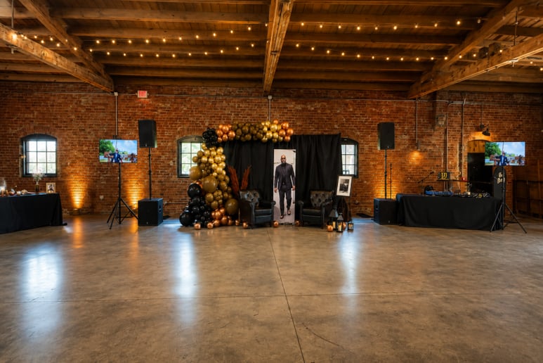 Gallery photo 2 of JD the DJ