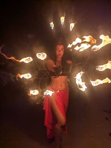 Gallery photo 4 of Je Vis Fire/LED Show