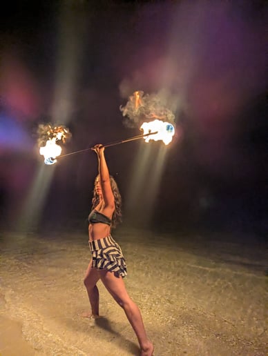 Gallery photo 3 of Je Vis Fire/LED Show