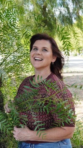 Gallery photo 2 of Jeannette Miller Sings