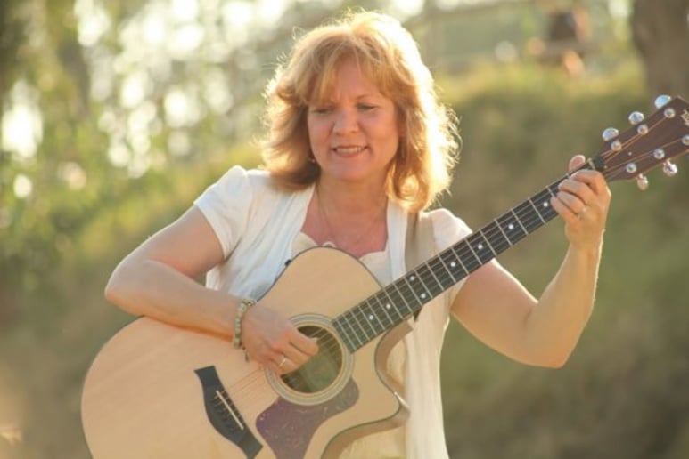 Gallery photo 1 of Jeannie Willets