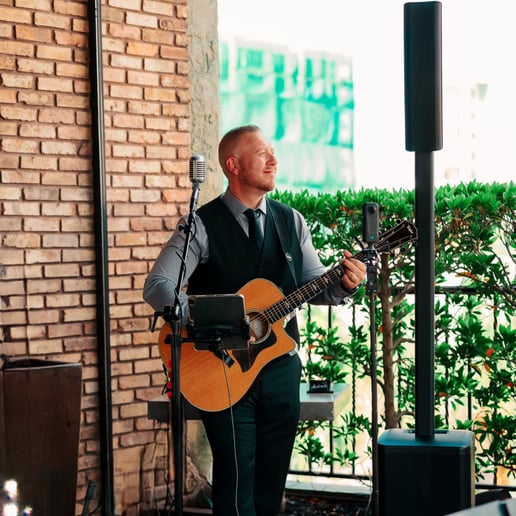 Gallery photo 3 of Jeff Jarrett - Singer & Guitarist for Private Events & Weddings