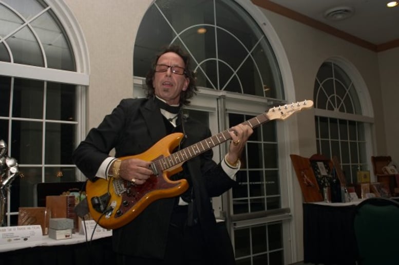 Gallery photo 6 of Jeff Diamond / The Human Jukebox