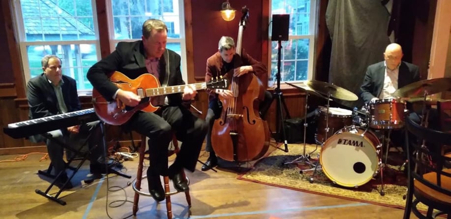 Gallery photo 7 of Jeff Martin Guitarist