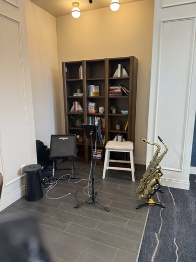 Gallery photo 2 of Downright Saxy