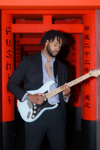 Gallery photo 4 of Jem Bleu