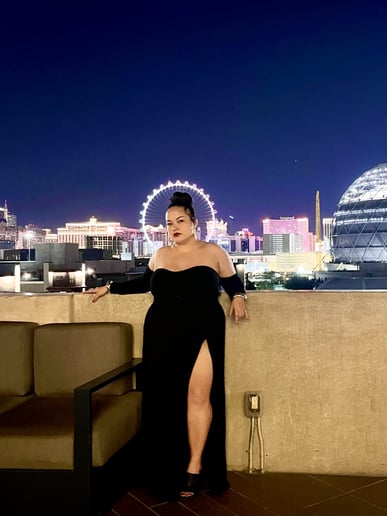Gallery photo 1 of Jenn from Japan