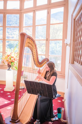 Gallery photo 1 of Jenna Hunt Music