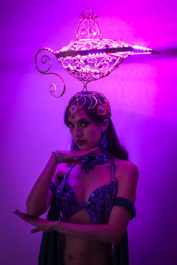 Gallery photo 3 of Jennifer Estrella Bellydance