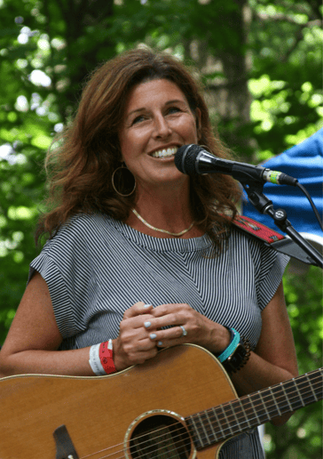 Gallery photo 3 of Jennifer Licko