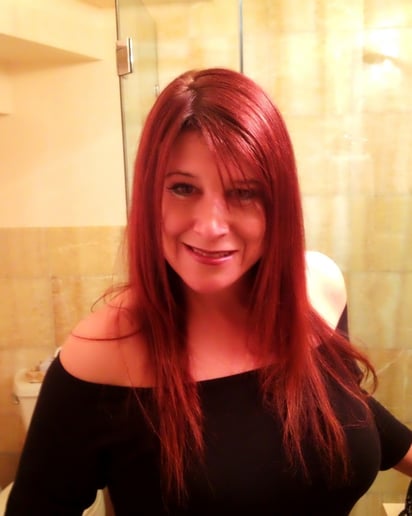 Gallery photo 1 of JennLoren
