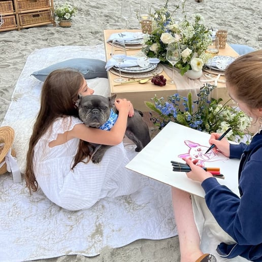 Gallery photo 1 of Jenny Gunter - Live Illustration Entertainment