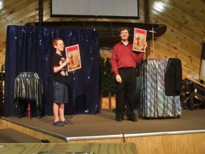 Gallery photo 5 of Jeremy The Illusionist