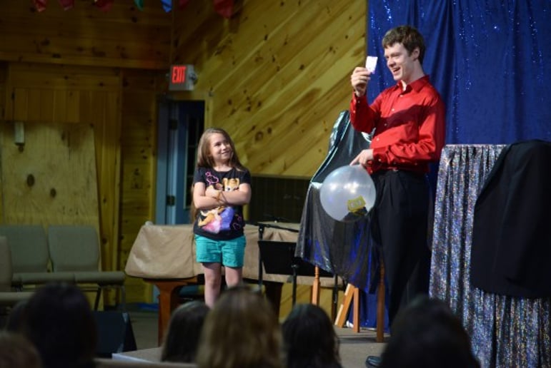 Gallery photo 10 of Jeremy The Illusionist