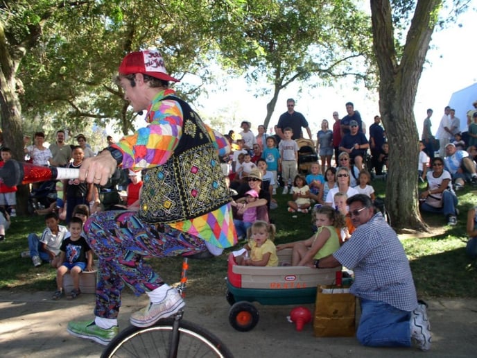 Gallery photo 8 of Jeremy the Juggler, Unicyclist, Magician and Clown