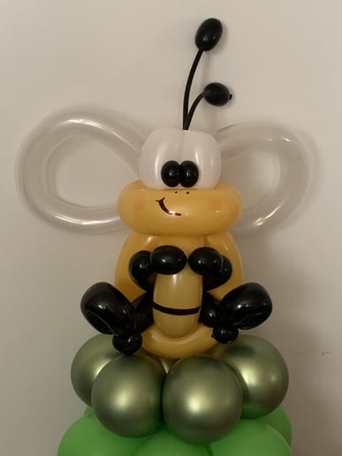 Gallery photo 2 of Jeri's Balloon Art