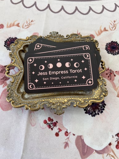 Gallery photo 2 of Jess Empress Tarot Readings