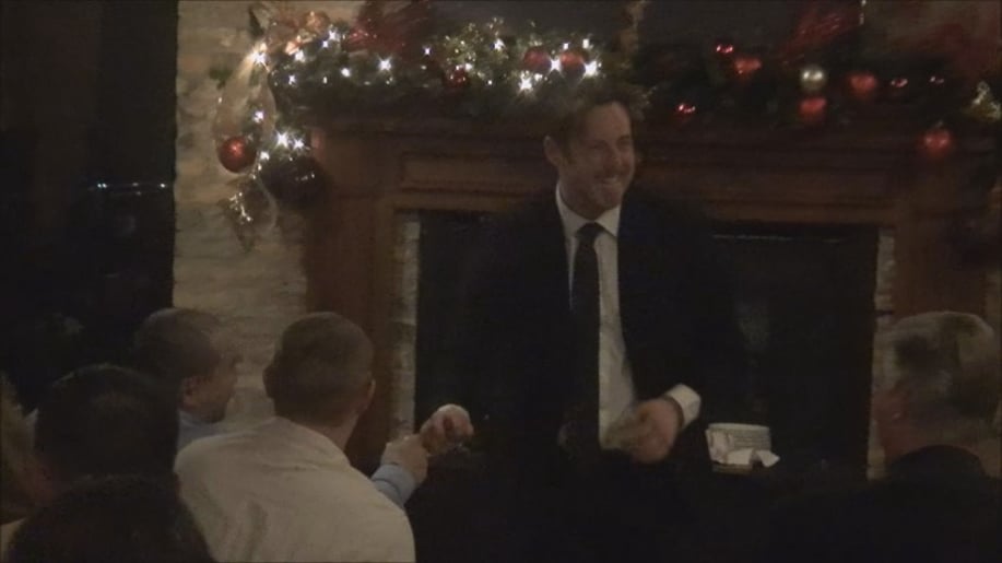 Gallery photo 8 of Jesse James - Comedy Magic & Mentalism