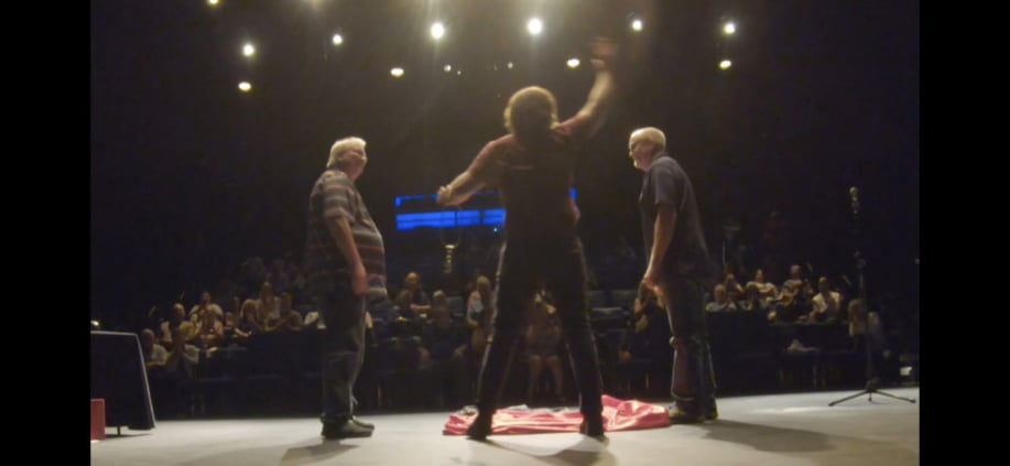 Gallery photo 1 of Jesse James - Comedy Magic & Mentalism