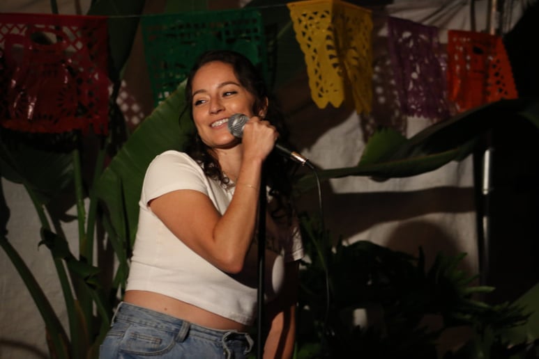 Gallery photo 3 of Jessica Alaniz - Comedian