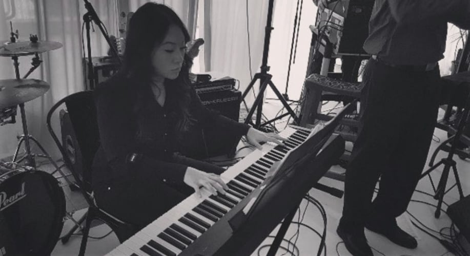 Gallery photo 3 of Jessica La Music