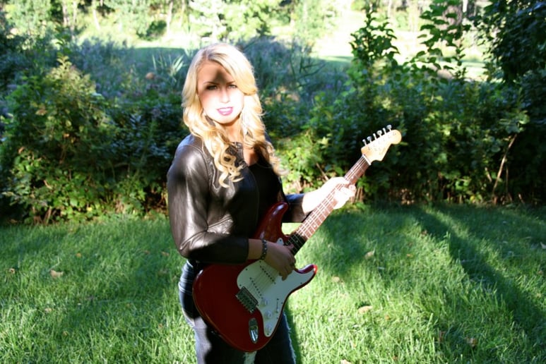 Gallery photo 4 of Jessica Rose