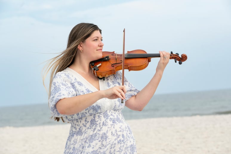 Gallery photo 2 of Jessica Ryberg Violinist