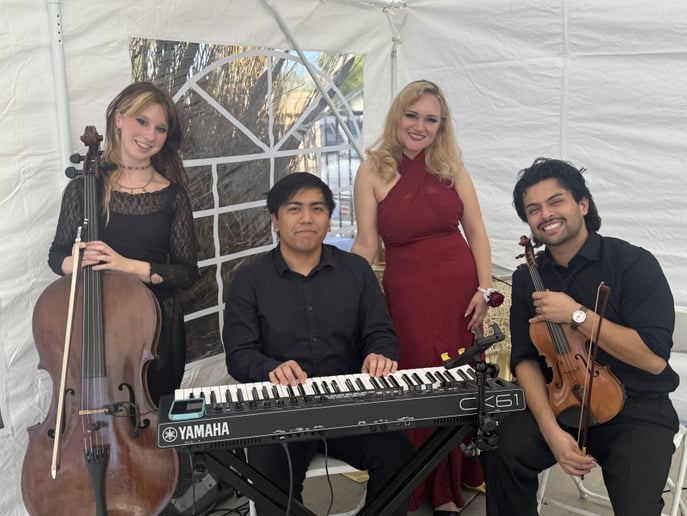 Gallery photo 1 of Lunada Sounds