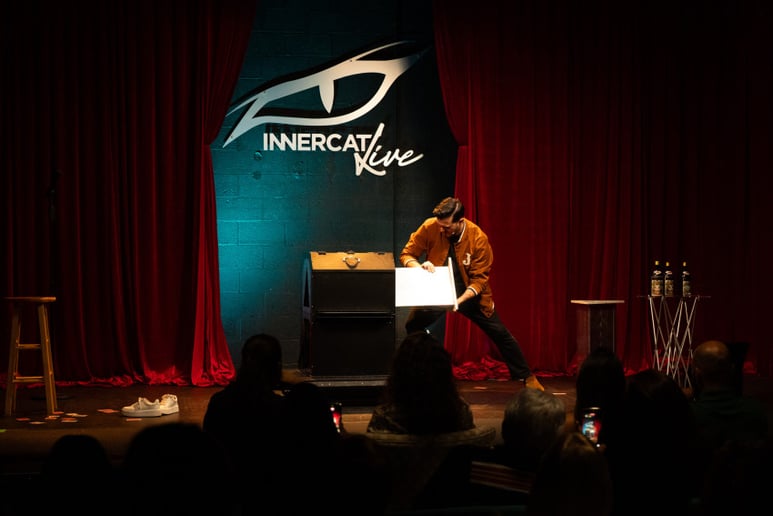 Gallery photo 4 of Jey Jey Magic Show