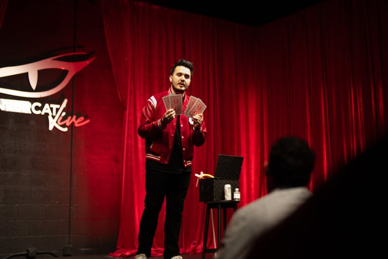 Gallery photo 1 of Jey Jey Magic Show