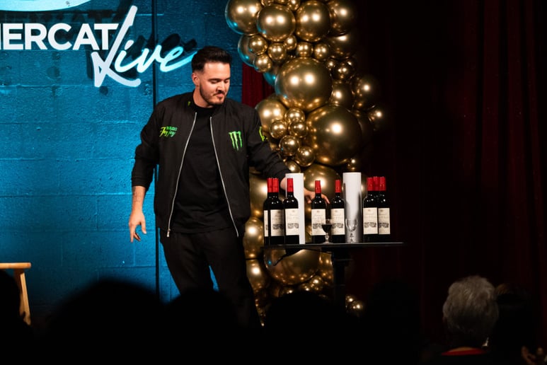 Gallery photo 3 of Jey Jey Magic Show