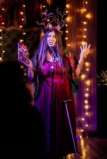 Gallery photo 6 of Jezmina Von Thiele Tarot & Palmistry