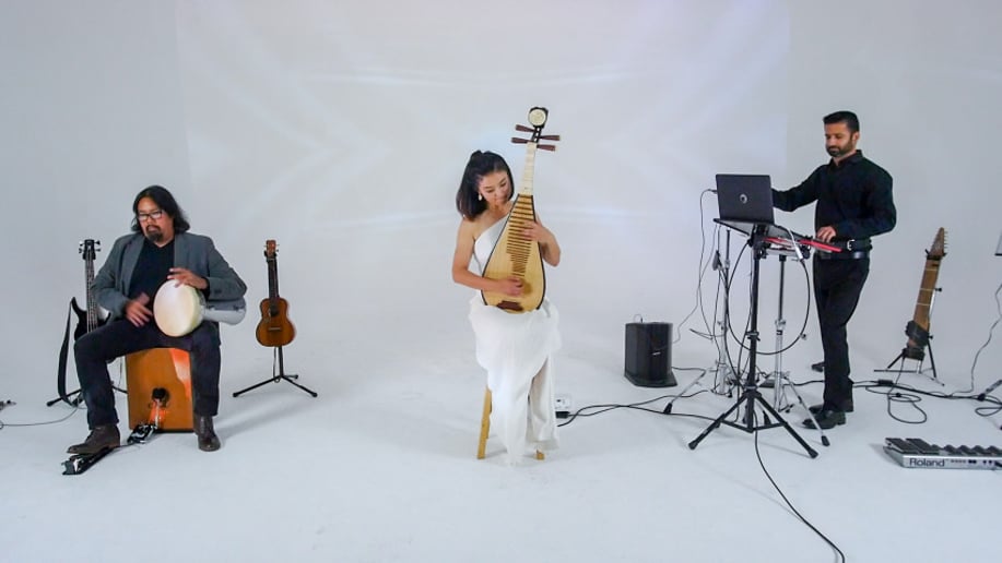 Gallery photo 8 of Chinese Music-Ancient Instruments Meet the Modern Ears