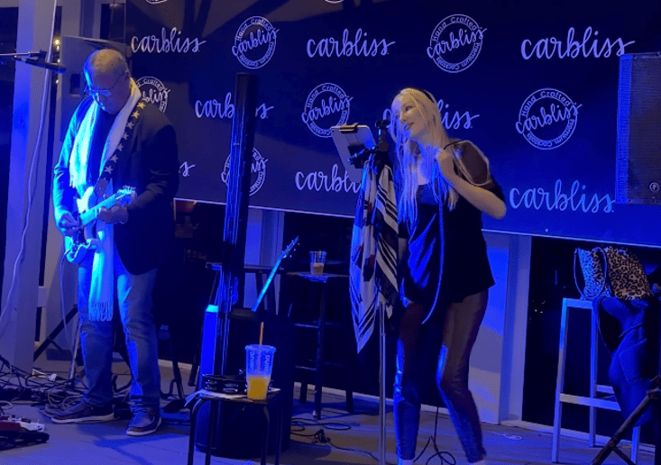 Gallery photo 1 of Jim and Tina Live