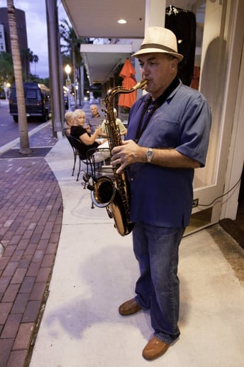 Gallery photo 11 of Jim Blackburn, Sax