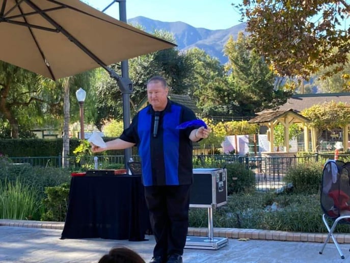 Gallery photo 6 of Jim Hynd - Comedy Magic