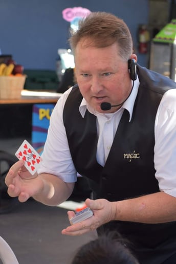 Gallery photo 12 of Jim Hynd - Comedy Magic