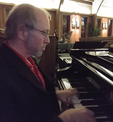 Gallery photo 3 of Jim Keefe, singing pianist