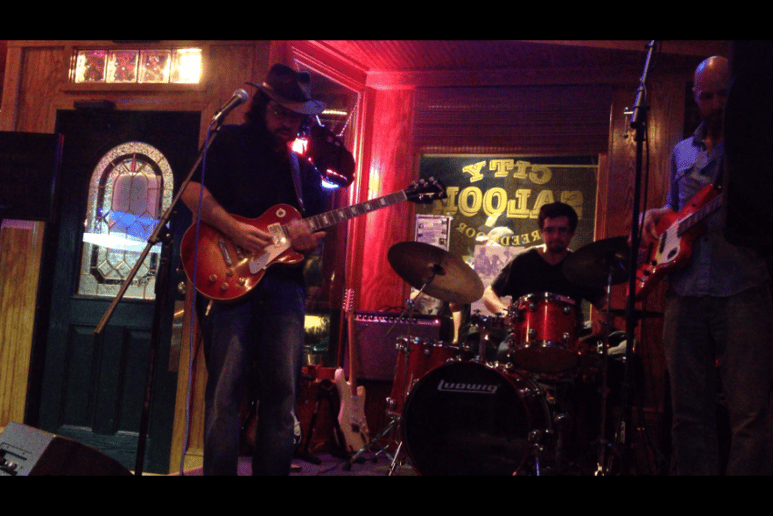 Gallery photo 3 of Jimi King Entertainment Group