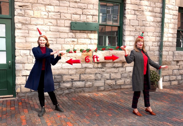 Gallery photo 6 of Jingle Jolly Carolers