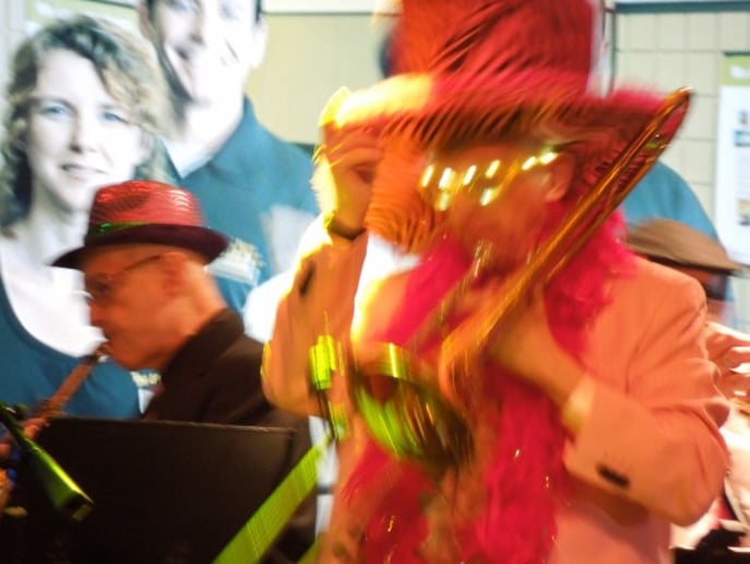 Gallery photo 47 of Jive Jump & Wail