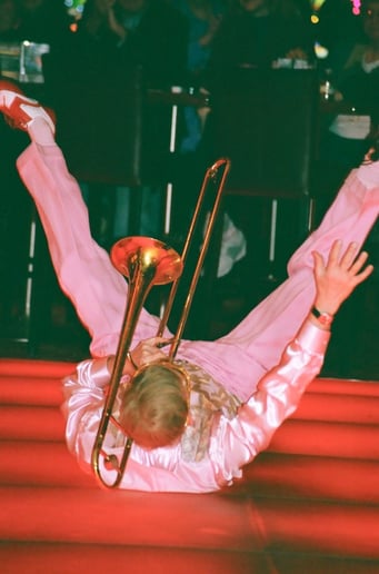 Gallery photo 6 of Jive Jump & Wail