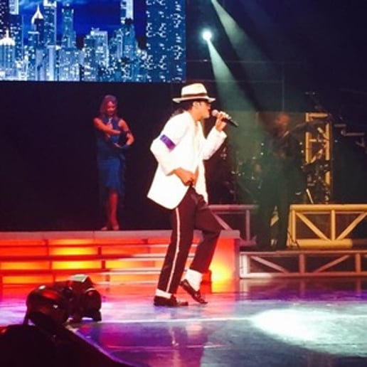 Gallery photo 5 of Jason Jarrett as Michael Jackson