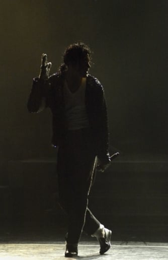 Gallery photo 8 of Jason Jarrett as Michael Jackson