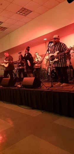 Gallery photo 1 of The Jjfingerz Band