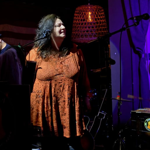 Gallery photo 6 of Johnny Rain Band